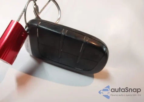 2012 Chrysler 300 Srt8 z USA, uszkodzony, nr VIN 2C3CCAFJ7CH800860